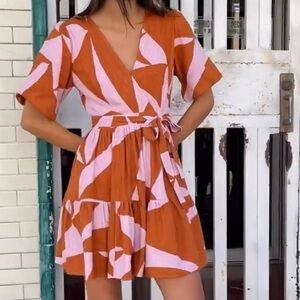 NWOT Mister Zimi Bee Mini Wrap Dress Sz 6